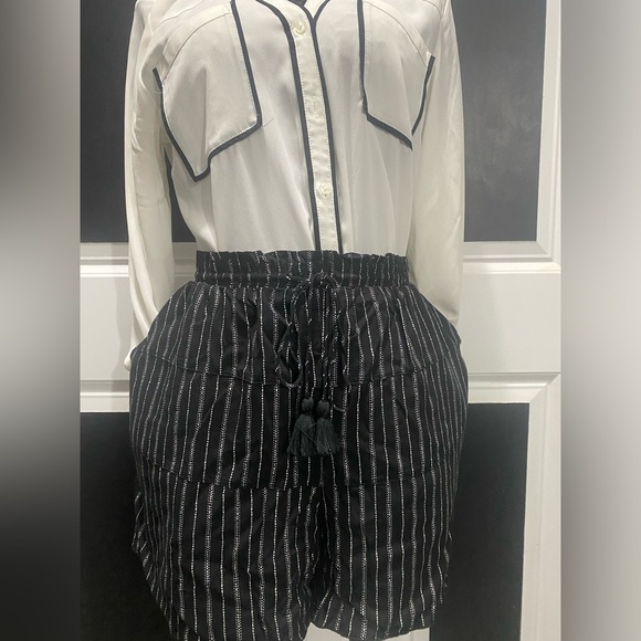 Maurices - Picture 2 of 11